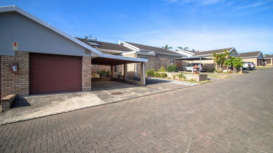 3 Bedroom Property for Sale in Beacon Bay North Eastern Cape